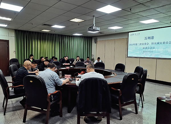 聚会照片.jpg