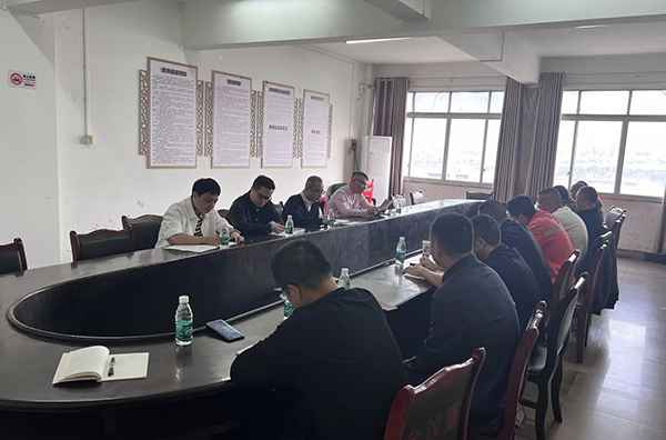聚会照片.jpg
